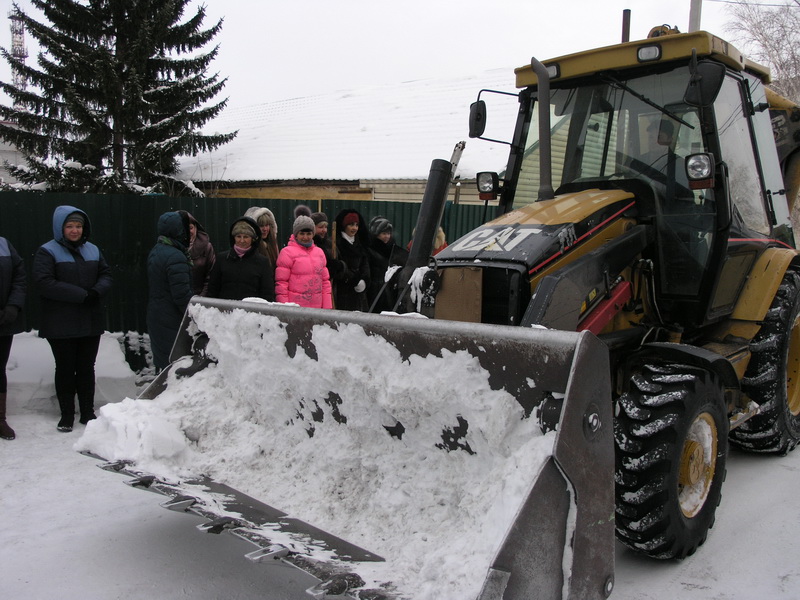 Сотрудники управления АО «ПО Водоканал» приняли участие в областной акции по уборке снега